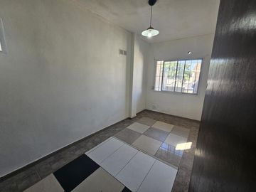 Departamento en  Llavallol