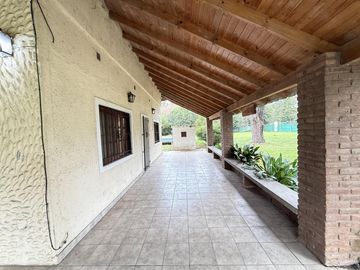 CASA QUINTA SOBRE TRES LOTES | 2.250 m² DE TERRENO | PILETA | LA LONJA, PILAR