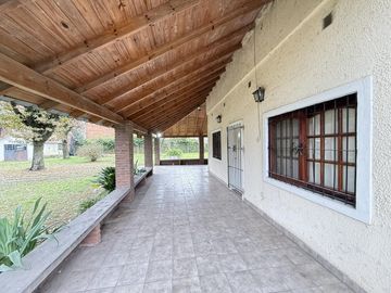 CASA QUINTA SOBRE TRES LOTES | 2.250 m² DE TERRENO | PILETA | LA LONJA, PILAR