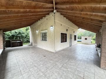 CASA QUINTA SOBRE TRES LOTES | 2.250 m² DE TERRENO | PILETA | LA LONJA, PILAR