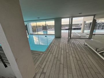 Departamento 2 ambientes con parrilla, cochera y amenities en Pilar Edificio Cristaline.