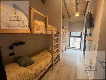 VENTA, CASA, VILLAROBLES, BARRIO BRINZALES, LOTE 186, 7 AMBIENTES