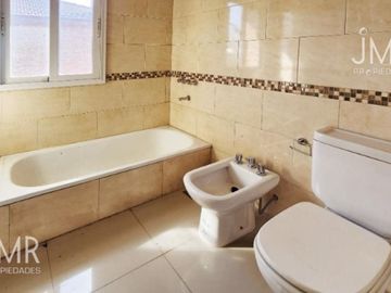 Casa en Los Alcanfores | 4 dormitorios   lote 1.013 m²   apto crédito
