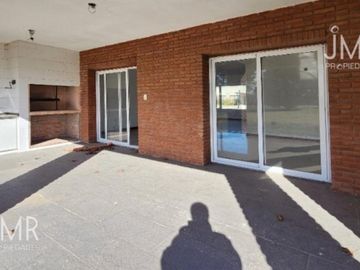 Casa en Los Alcanfores | 4 dormitorios   lote 1.013 m²   apto crédito