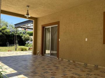 Casa BARRIO PRIVADO