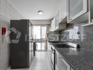 Venta Departamento 4 ambientes con cochera en Las Cañitas