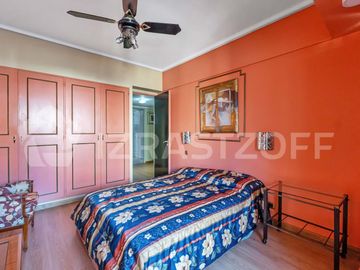Venta Departamento 4 ambientes con cochera en Las Cañitas