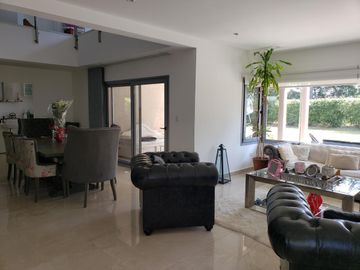 ALQUILER CASA NORDELTA: 3 DORM. DEPEN-PISCINA - ALISOS NORDELTA