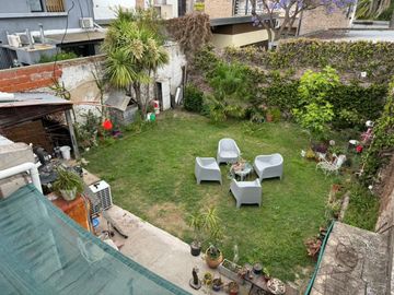 Casa en venta de cuatro dormitorios - Ringuelet