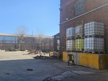 Planta Industrial con Gas y T3 - Venta - Avellaneda  - OPORTUNIDAD
