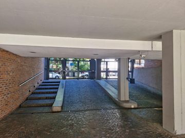 Departamento de tres dormitorios en San Isidro Central