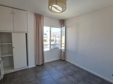 Departamento de tres dormitorios en San Isidro Central