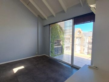 Departamento de tres dormitorios en San Isidro Central