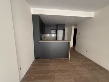VENTA 2 AMBIENTES CON COCHERA A ESTRENAR