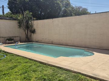 Casa en venta, Barrio Centro América