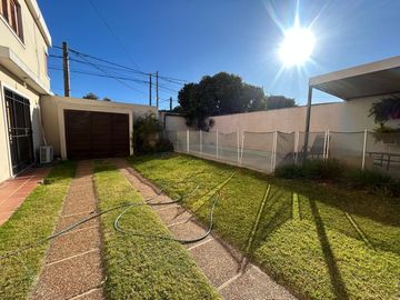Casa en venta, Barrio Centro América