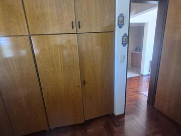 Casa en venta, Barrio Centro América