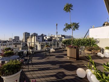 Oficina en Venta en Tribunales, 58.50 m2, zona de negocios, actividades comerciales y jurídicas.
