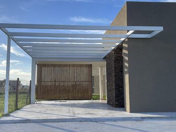 Venta Casa Área 1 San Sebastián - 4 ambientes