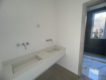 Venta Casa Área 1 San Sebastián - 4 ambientes