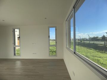 Venta Casa Área 1 San Sebastián - 4 ambientes