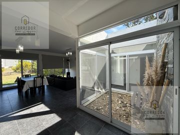 Casa en Venta Costa Esmeralda - Barrio Residencial I Al 600