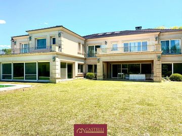 Casa en Venta en Ayres de Pilar 5 ambientes