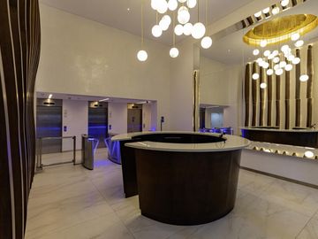 Oficina en Venta en Tribunales, 134.20 m2, ubicación estratégica con amenitis y cochera.