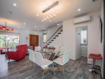 Casa a la venta en Country Banco Provincia