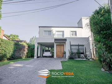 Casa a la venta en Country Banco Provincia
