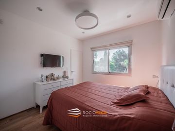 Casa a la venta en Country Banco Provincia