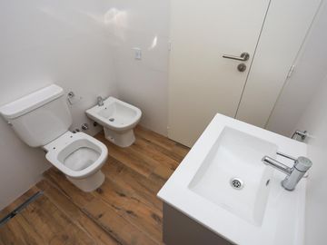 Con balcón Terraza, Departamento 4 ambientes en Parque Chacabuco – Excelente ubicación