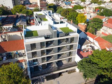 Con balcón Terraza, Departamento 4 ambientes en Parque Chacabuco – Excelente ubicación