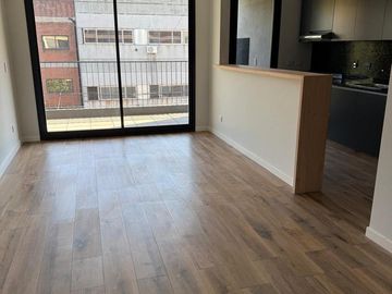 Con balcón Terraza, Departamento 4 ambientes en Parque Chacabuco – Excelente ubicación