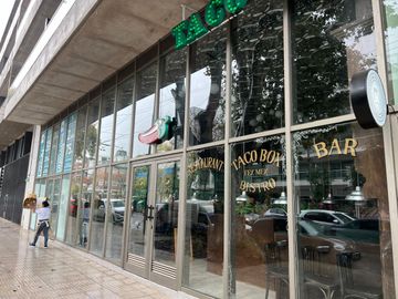 Local en Venta en Olazabal y Holmberg. Villa Urquiza Apto Gastronomia