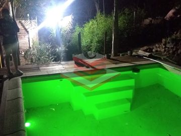 EN VENTSA COMPLEJO DE 2 CABAÑAS EN SIQUIMAN FRENTE AL LAGO CON VISTA A LAS SIERRAS REF: 2024