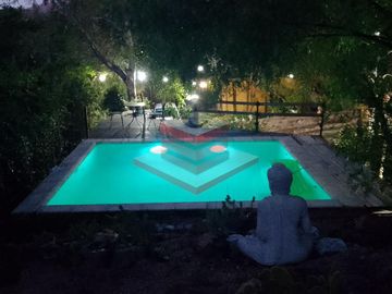 EN VENTSA COMPLEJO DE 2 CABAÑAS EN SIQUIMAN FRENTE AL LAGO CON VISTA A LAS SIERRAS REF: 2024
