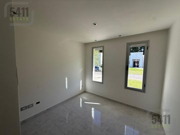 Alquiler Casa 4 ambientes Jardin Pileta en Santa Ines - Canning