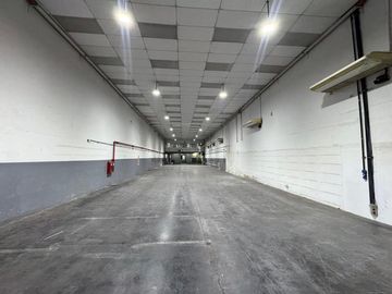 Galpon en alquiler - 788m2 - Barracas