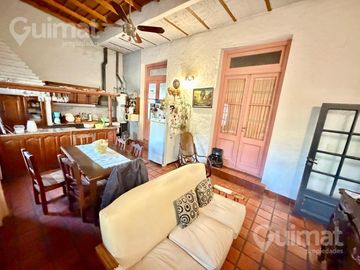 Excelente Local con vivienda sobre lote propio -  Ideal para vivienda y una excelente renta