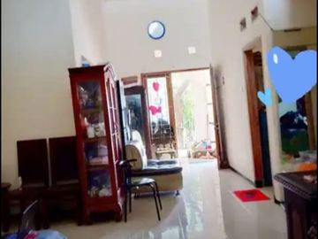 Dijual rumah 2 lantai,lokasi strategis, dekat Lingkar Timur, SMA Telkom