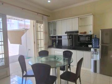 Jual Rmh diCitraland Cluster depan surabaya Barat