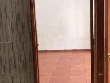 Vendo Local Comercial en plenos Centro de Santiago, LORD COCHRANE 1301