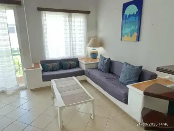 Inversión en el corazón de Playa del Carmen: edificio comercial en 5ta Avenida