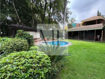 CASA EN VENTA LOMAS DEL VALLE