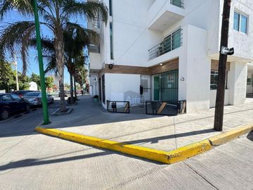 LOCAL COMERCIAL EN RENTA EN AV. HIMNO NACIONAL