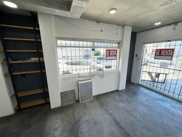 LOCAL COMERCIAL EN RENTA EN AV. HIMNO NACIONAL