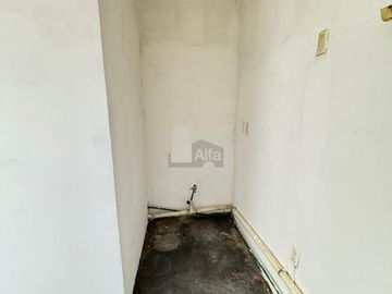 LOCAL COMERCIAL EN RENTA EN AV. HIMNO NACIONAL