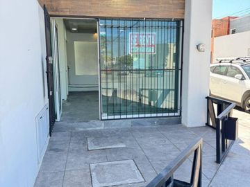 LOCAL COMERCIAL EN RENTA EN AV. HIMNO NACIONAL