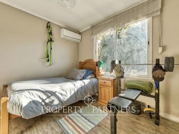 Venta de propiedad en Casas de la Viña con acceso controlado Peñalolén